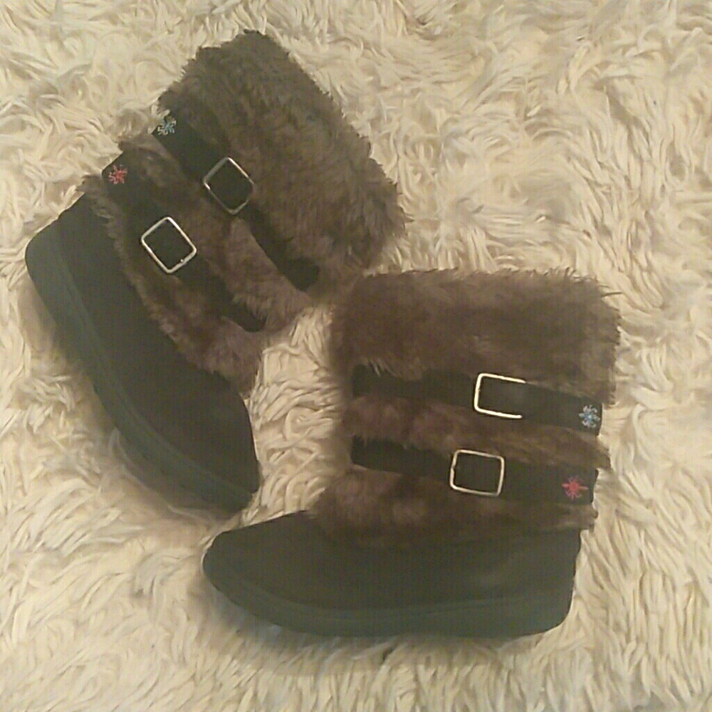 Girls Faux Fur Boots